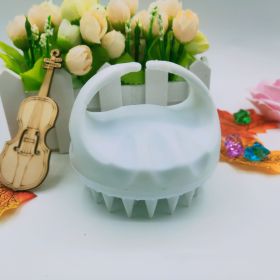 Factory Direct Sales Amazon Hot Sale Hand-held Silicone Shampoo Brush Massage Brush Shampoo Comb Bath Massage Tool (Color: White)